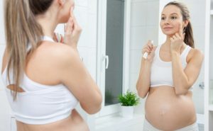 Hamilelikte Yüzdeki Sivilceler Nasıl Geçer?